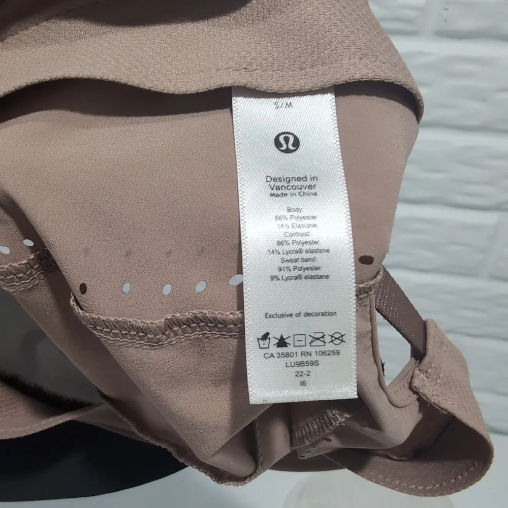 Lululemon Women's Lightweight Reflective Crushable Run Hat Size S/M Blush Pink
